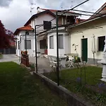 Terra Di Mezzo