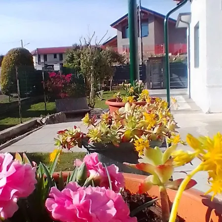 Terra Di Mezzo Casa de Férias Invorio Inferiore
