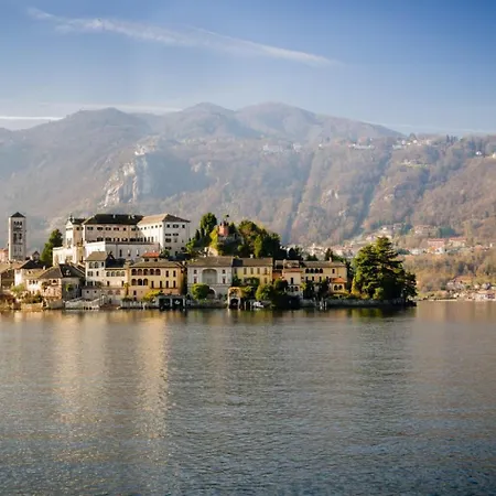 Casa vacanze Terra Di Mezzo Invorio Inferiore